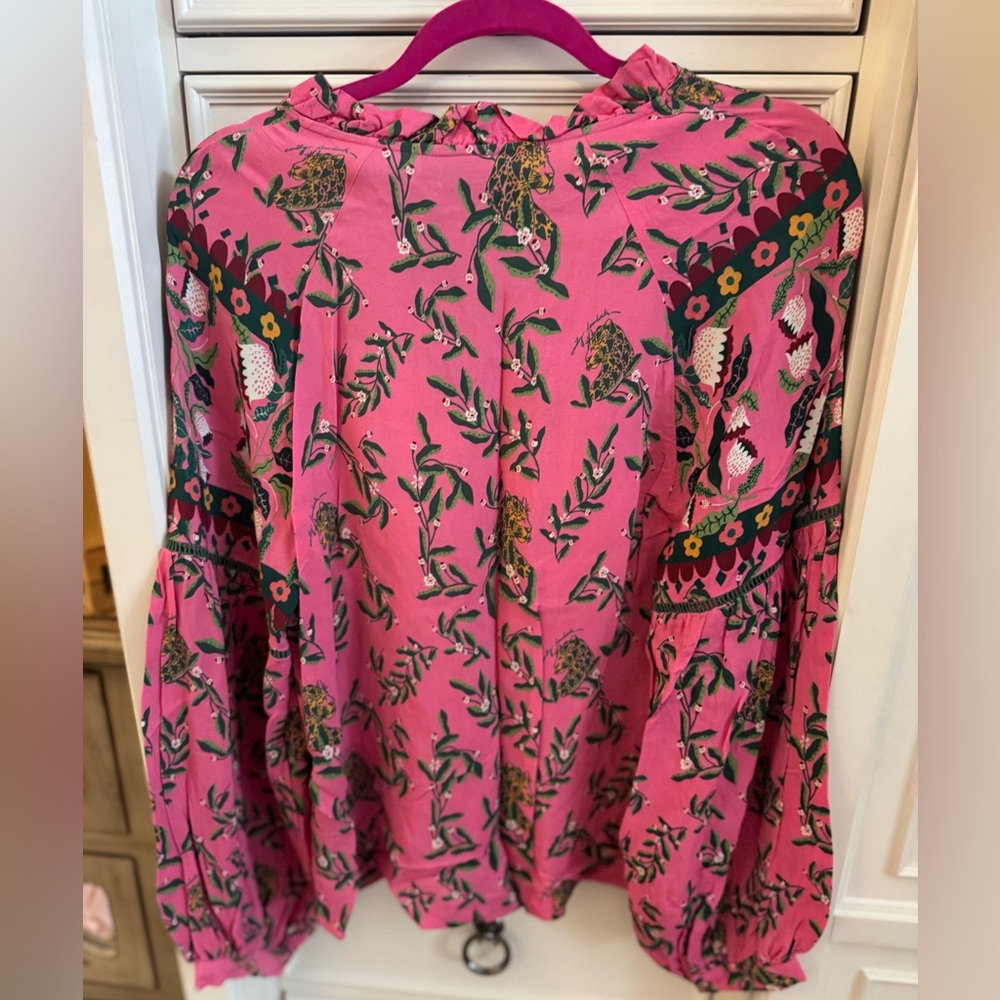 Emily Lovelock Pink Floral Women's Blouse - Picture 5 of 5